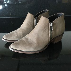 Steve Madden Suede Ankle Booties *Make Offers*